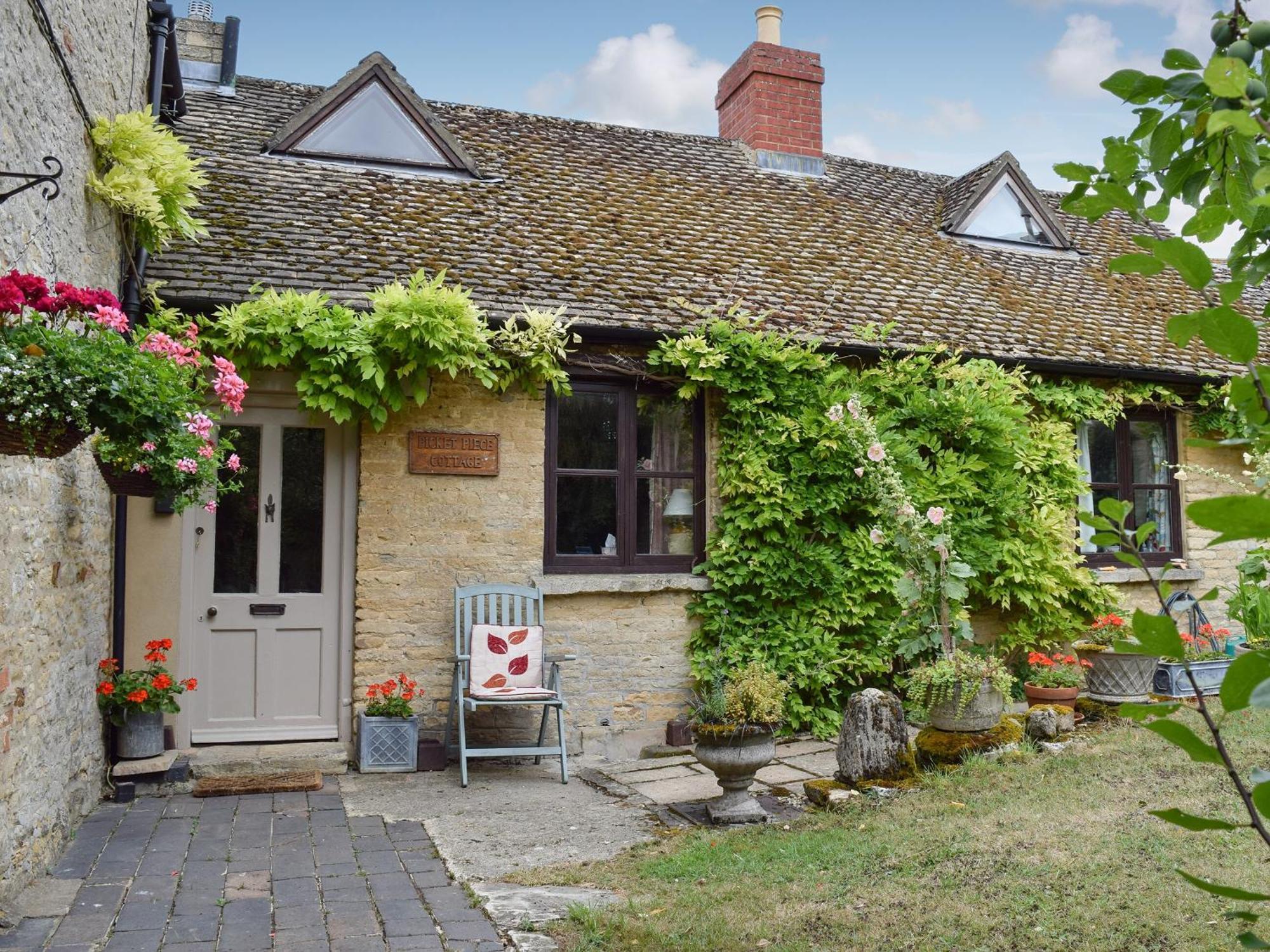 Picket Piece Cottage Chadlington Dış mekan fotoğraf